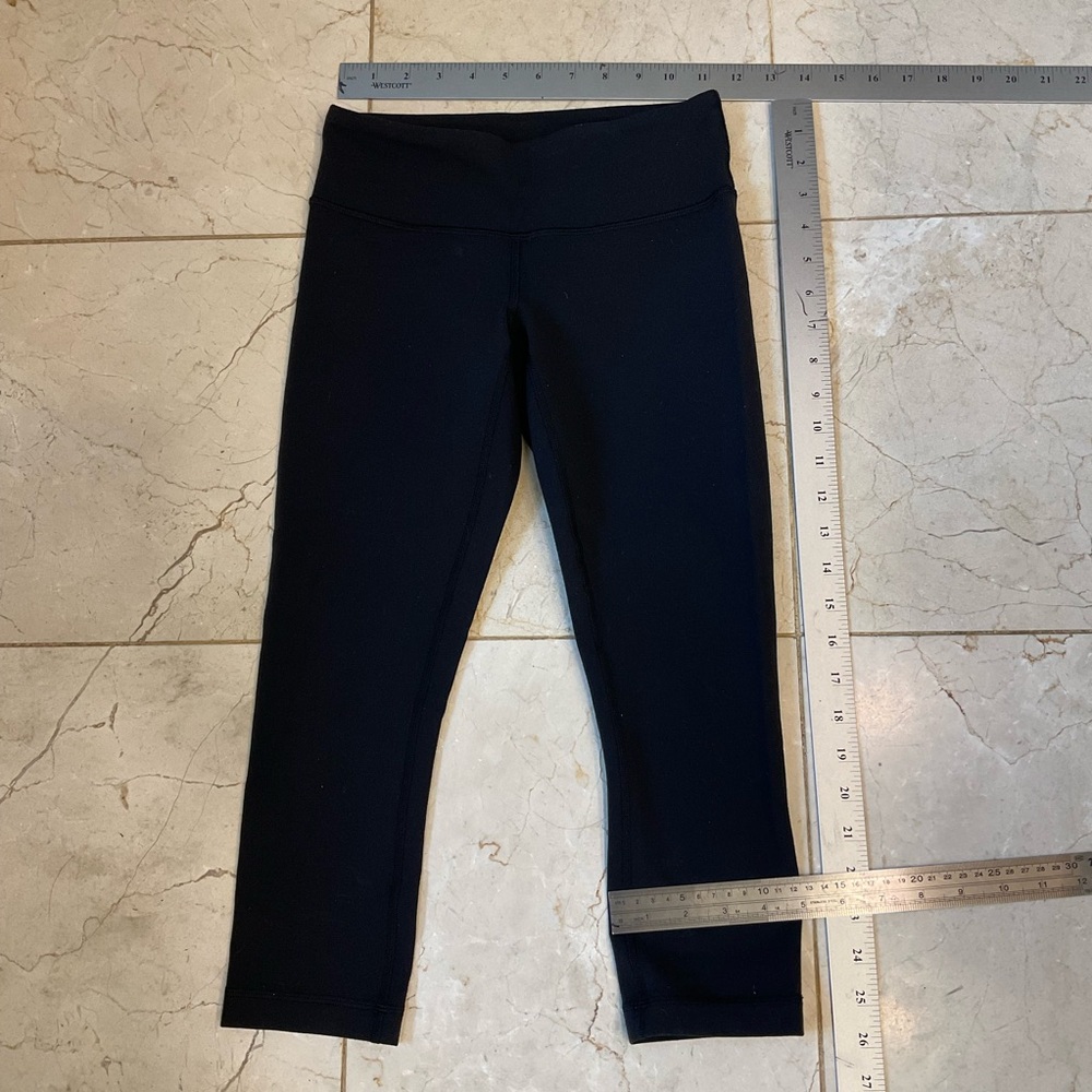 LuLuLemon Athletica Yoga Pants, Black, Sz Small, Good Condition - Picture 7 of 8